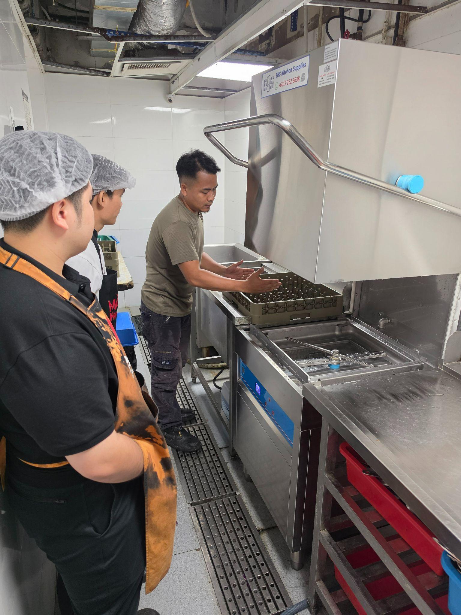 EHS Kitchen guides your team through proper machine operation and daily care.